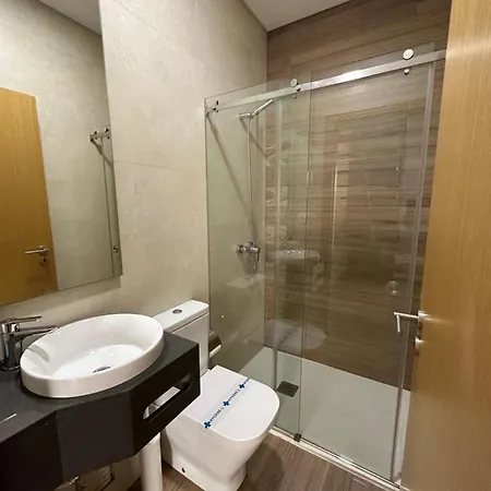 Bigoude, * 菲盖拉-达福什